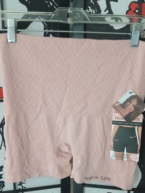 NWT Thalia Sodi Blush Pink Knit Waist Shaping Shorts